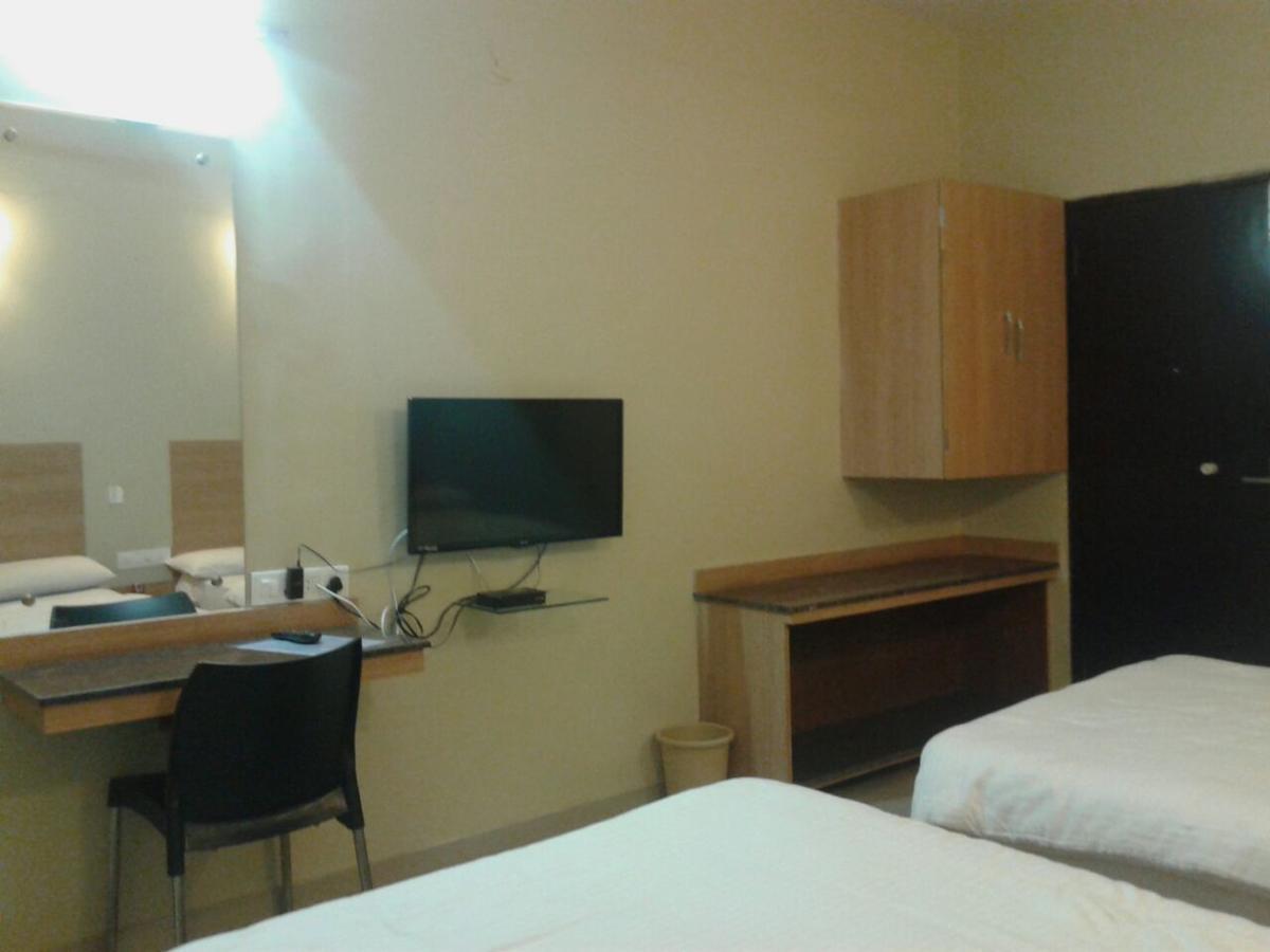 Bed & Breakfast B M Shree Residency